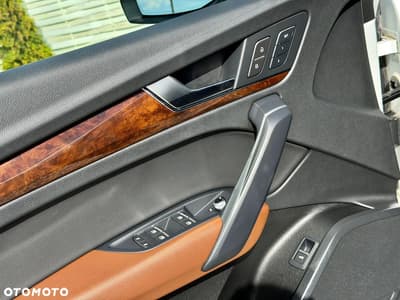 Audi Q5 45 TFSI quattro S tronic design — zdjęcie 14