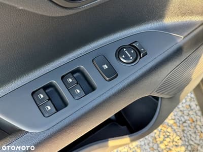 Kia Stonic 1.0 T-GDI L Business Line DCT — zdjęcie 18