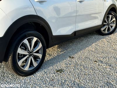 Kia Stonic 1.0 T-GDI L Business Line DCT — zdjęcie 29