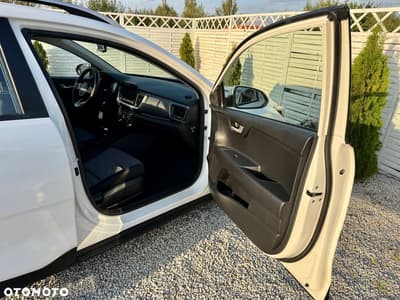 Kia Stonic 1.0 T-GDI L Business Line DCT — zdjęcie 36