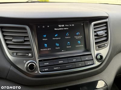 Hyundai Tucson 2.0 CRDI BlueDrive GO 2WD — zdjęcie 12