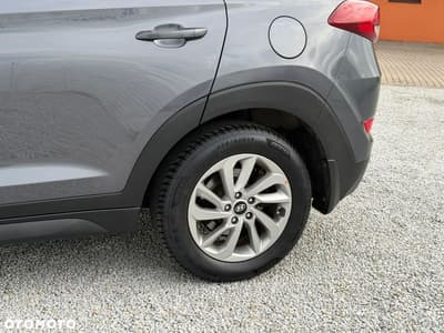 Hyundai Tucson 2.0 CRDI BlueDrive GO 2WD — zdjęcie 24