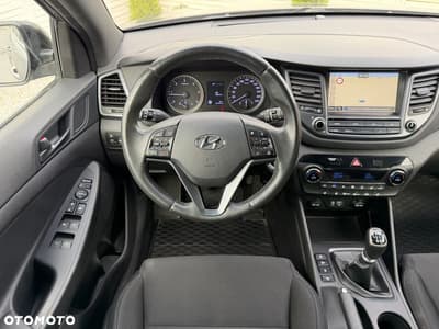 Hyundai Tucson 2.0 CRDI BlueDrive GO 2WD — zdjęcie 6
