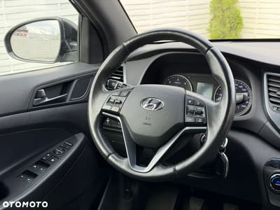 Hyundai Tucson 2.0 CRDI BlueDrive GO 2WD — zdjęcie 7