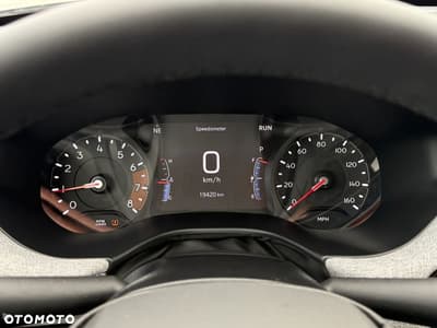 Jeep Compass — zdjęcie 11