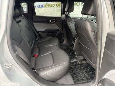 Jeep Compass — zdjęcie 19
