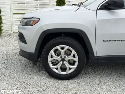 Jeep Compass — zdjęcie 24