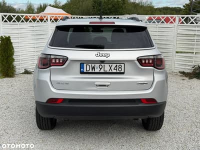 Jeep Compass — zdjęcie 29