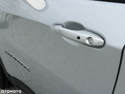 Jeep Compass — zdjęcie 36