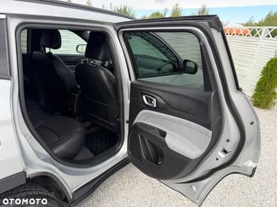 Jeep Compass — zdjęcie 38