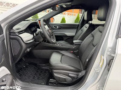 Jeep Compass — zdjęcie 8