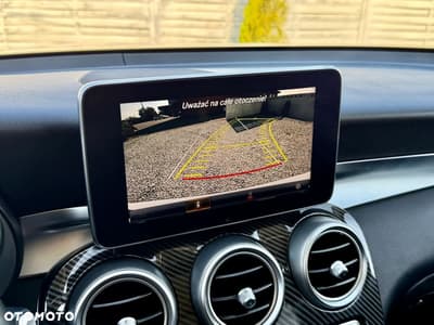 Mercedes-Benz GLC 300 4Matic 9G-TRONIC — zdjęcie 18