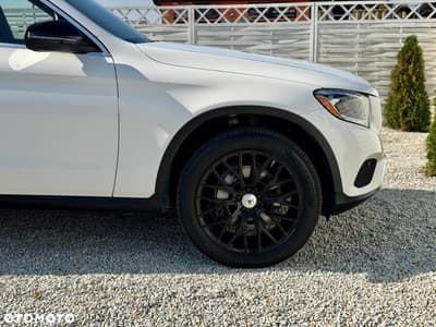 Mercedes-Benz GLC 300 4Matic 9G-TRONIC — zdjęcie 33