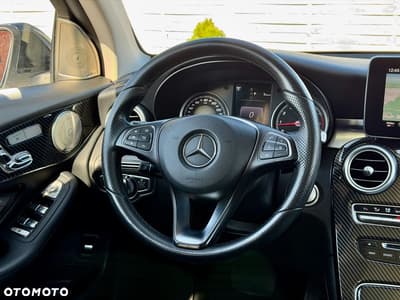 Mercedes-Benz GLC 300 4Matic 9G-TRONIC — zdjęcie 7
