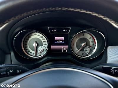 Mercedes-Benz GLA 180 (CDI) d 7G-DCT Style — zdjęcie 13