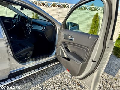 Mercedes-Benz GLA 180 (CDI) d 7G-DCT Style — zdjęcie 33