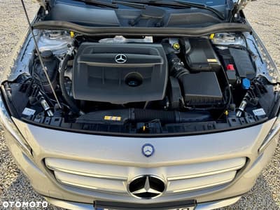 Mercedes-Benz GLA 180 (CDI) d 7G-DCT Style — zdjęcie 39